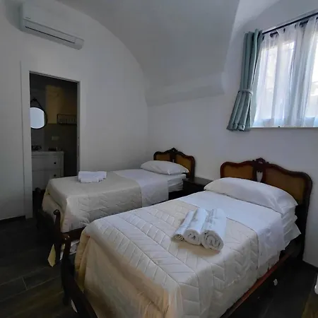 ゲストハウス La Ginestra